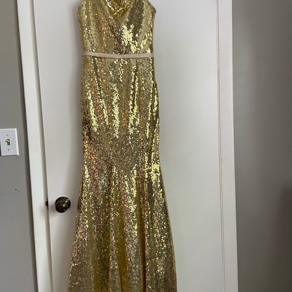 Long gold sequined dress. Crawl neck spaghetti straps in satin. Size 0 petite